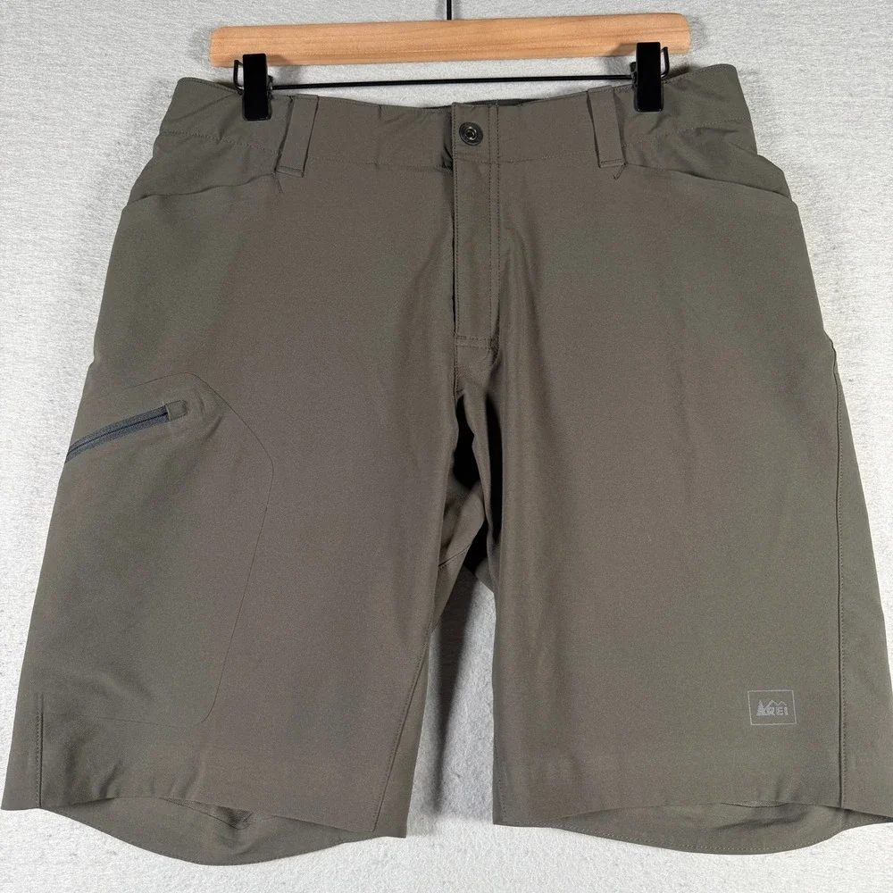 REI Co-op Mens Brown Technical Hiking Shorts Stretch‎ Cargo Size M 33x10 808802